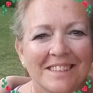 Meet your Posher, Joni